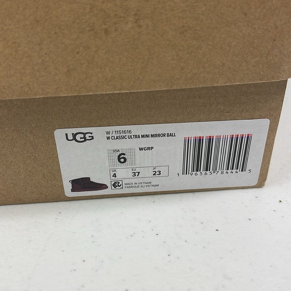 UGG Women's Classic Ultra Mini Mirror Ball Boots Size 6 Color Wild Grape NIB - Picture 11 of 13